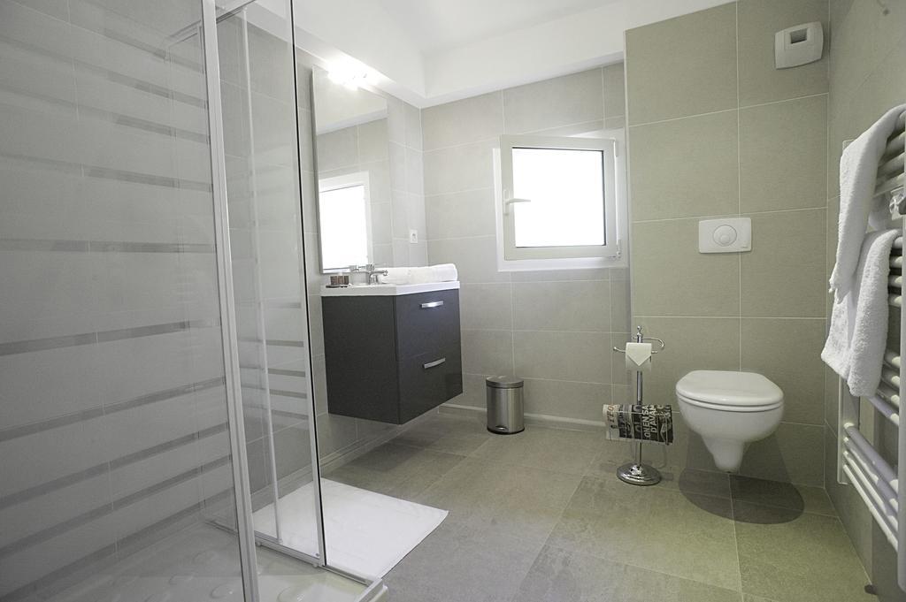 The Originals City, Hotel Les Bastides Du Gapeau Sollies-Toucas Room photo